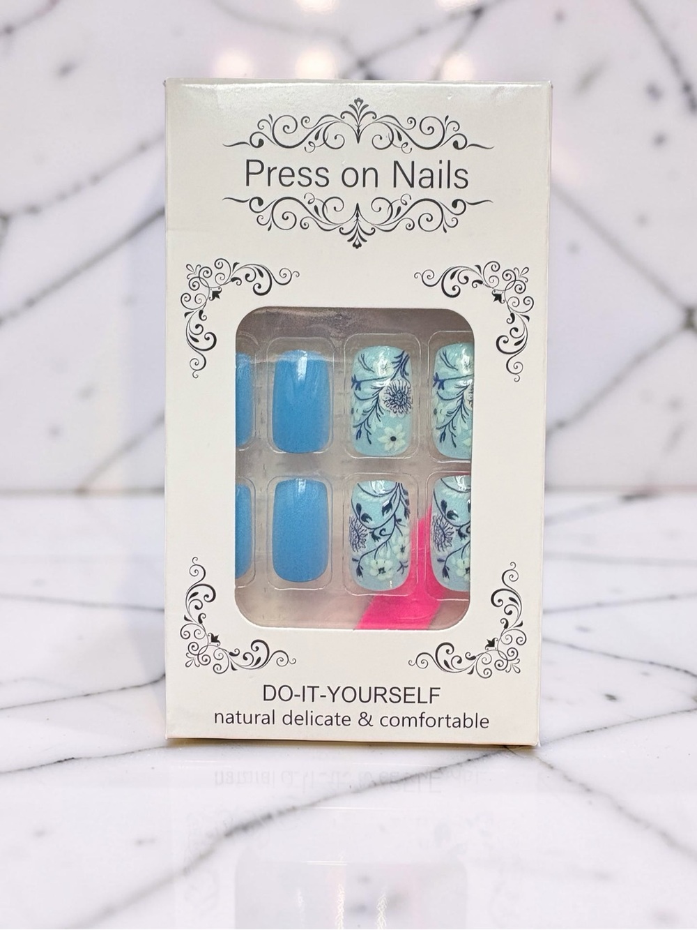 Blue Floral Press-On Nail Set - Picture 1 of 2